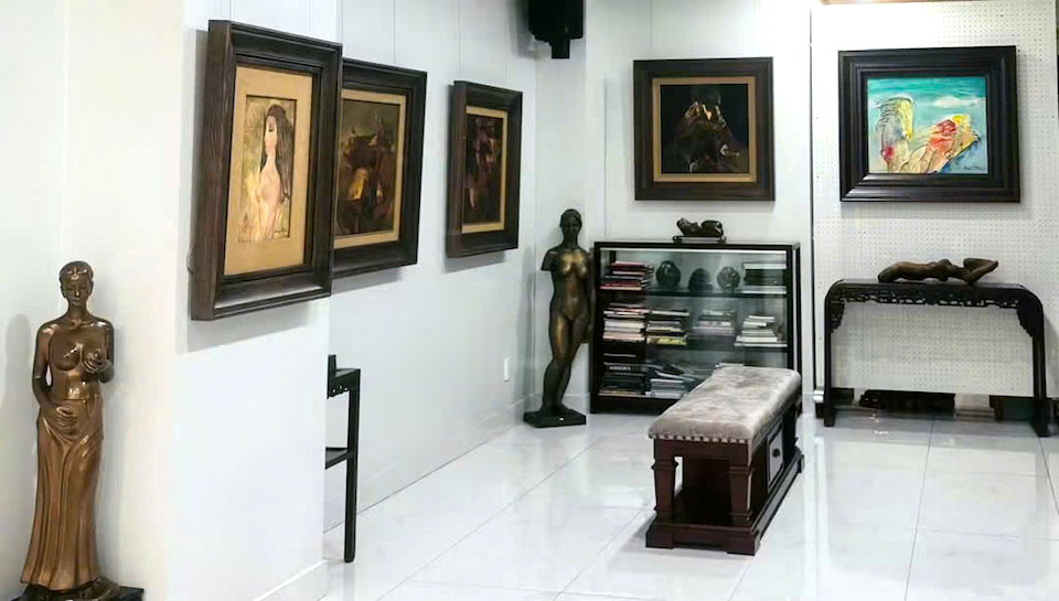 Triển lãm và ra mắt sách tưởng niệm 